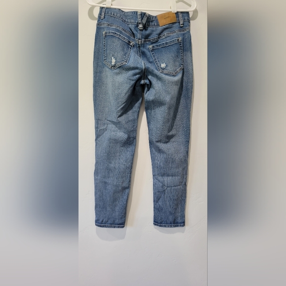 Vanity distressed jeans - Picture 2 of 5